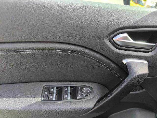 RENAULT Captur usata, con Sedile posteriore sdoppiato