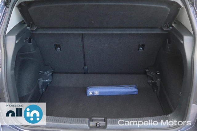 VOLKSWAGEN T-Cross usata 17