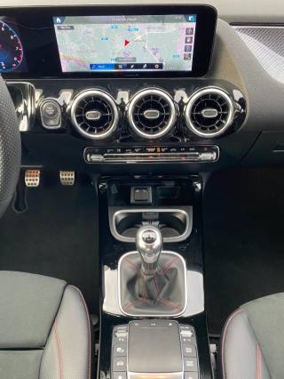 MERCEDES-BENZ B 180 usata, con Sedile posteriore sdoppiato