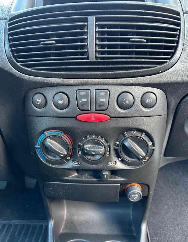 FIAT Punto usata 6