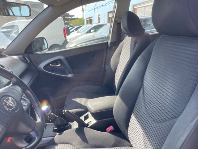 TOYOTA RAV 4 usata 10