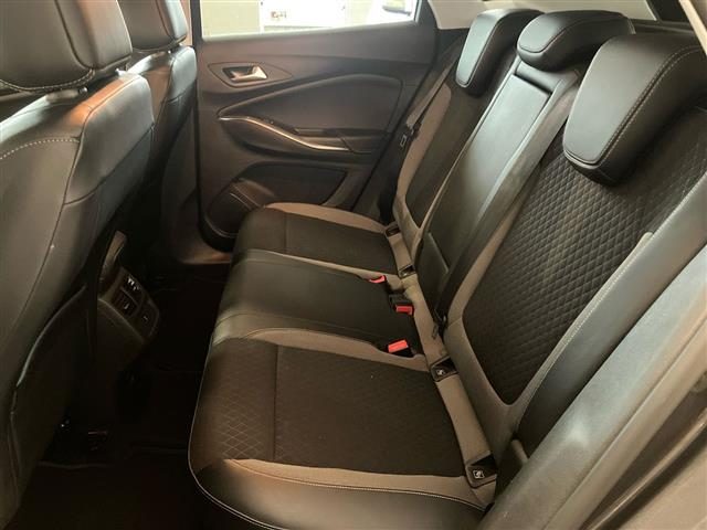 OPEL Grandland X usata, con Volante in pelle