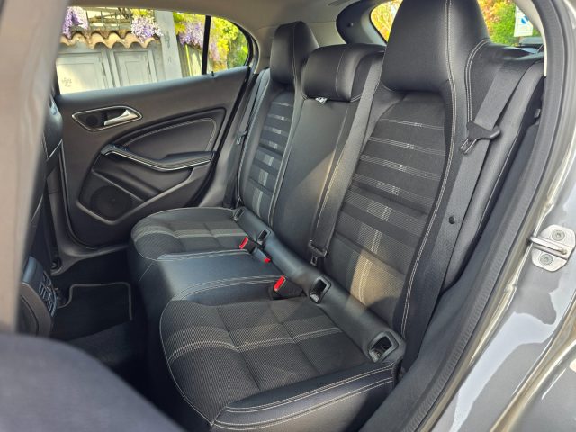 MERCEDES-BENZ GLA 200 usata, con Pneumatici quattro stagioni