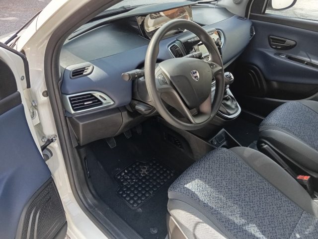 LANCIA Ypsilon usata, con Controllo trazione