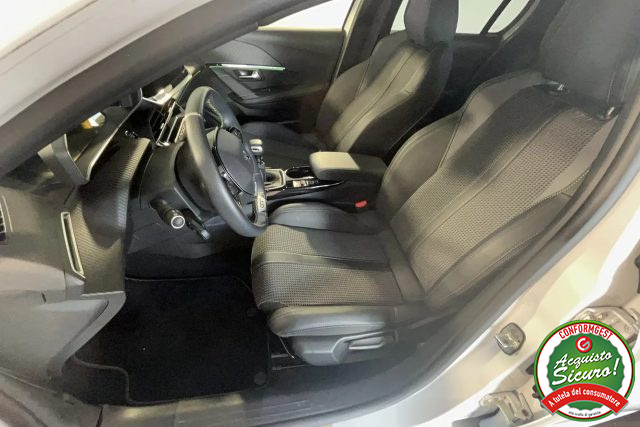 PEUGEOT 208 usata, con Autoradio