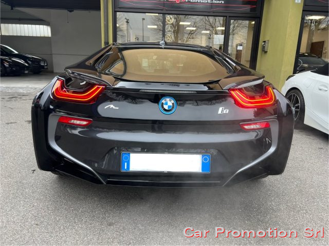 BMW i8 usata, con Autoradio