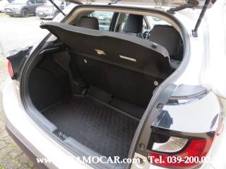 TOYOTA Yaris usata, con Volante multifunzione