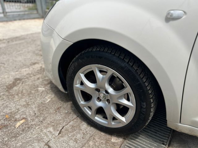 ALFA ROMEO MiTo usata, con Autoradio