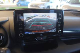 TOYOTA Yaris usata, con Specchietti laterali elettrici