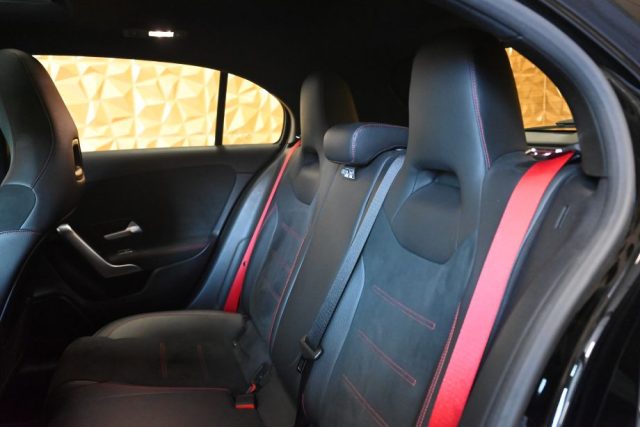MERCEDES-BENZ A 45 AMG usata 32