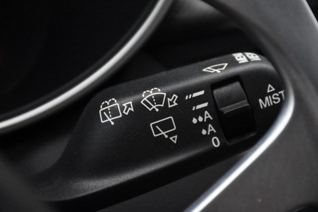 ALFA ROMEO Stelvio usata, con Autoradio digitale