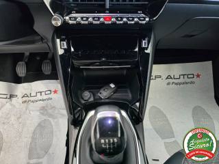 PEUGEOT 2008 usata, con Volante in pelle