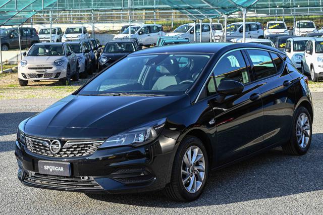 OPEL Astra usata, con Bluetooth