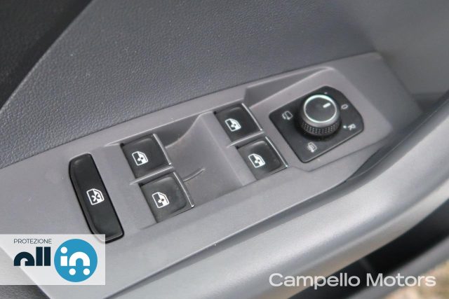 VOLKSWAGEN T-Cross usata 15