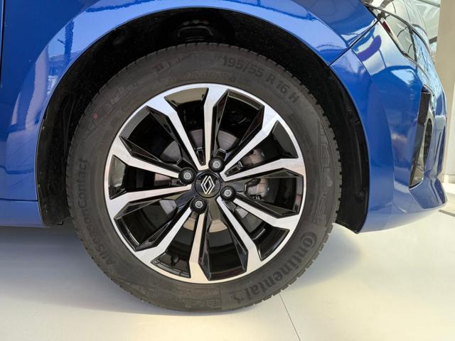 RENAULT Clio usata, con Controllo trazione
