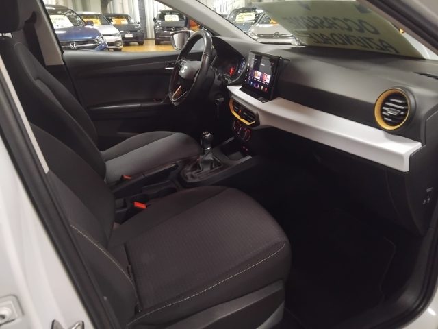 SEAT Ibiza usata, con Autoradio digitale