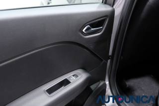 RENAULT Captur usata 39