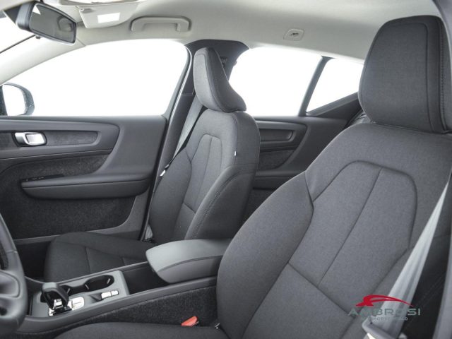 VOLVO XC40 usata 8