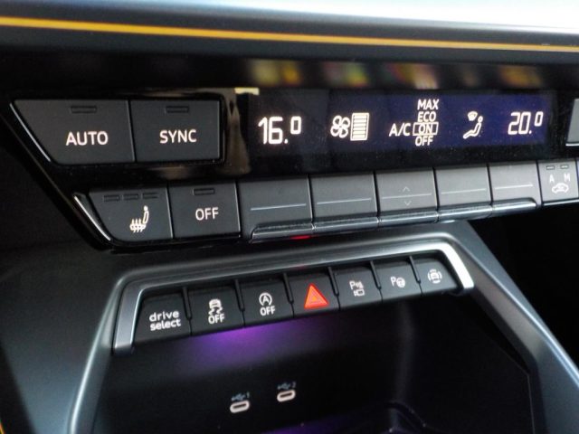 AUDI A3 usata, con Volante multifunzione