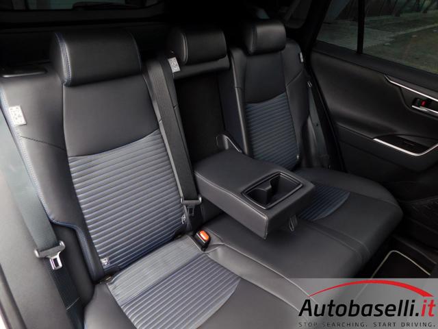 TOYOTA RAV 4 usata, con Telecamera per parcheggio assistito