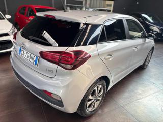 HYUNDAI i20 usata, con Alzacristalli elettrici