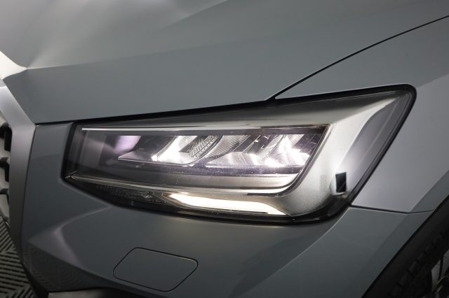 AUDI Q2 usata 8