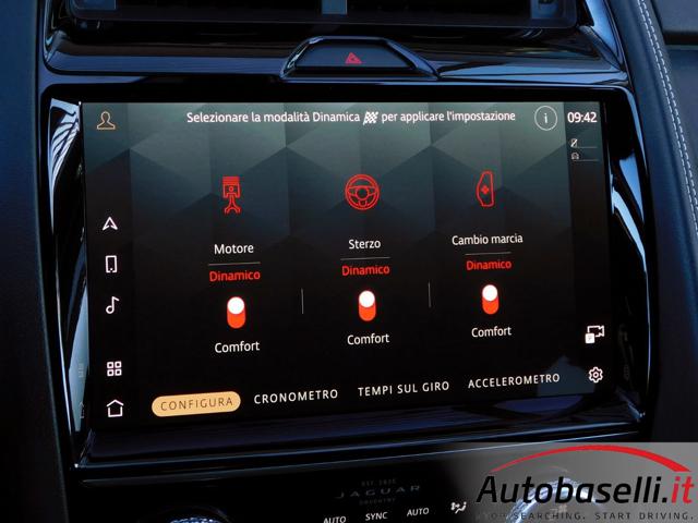 JAGUAR E-Pace usata 73