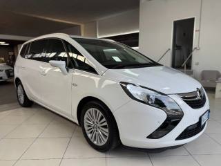 OPEL Zafira Tourer usata, con Alzacristalli elettrici