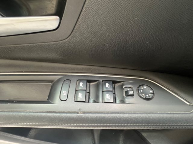 PEUGEOT 3008 usata, con Servosterzo