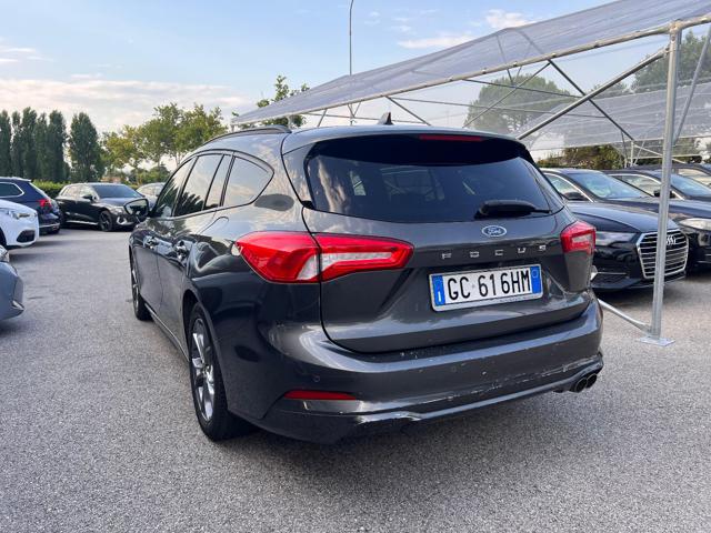 FORD Focus usata, con Park Distance Control