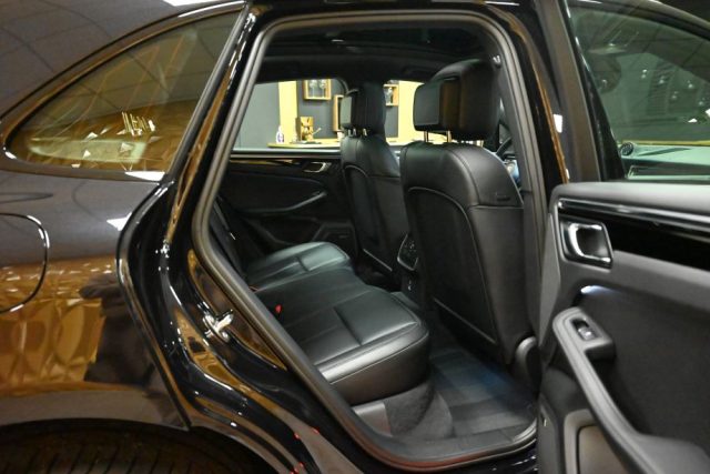 PORSCHE Macan usata 32