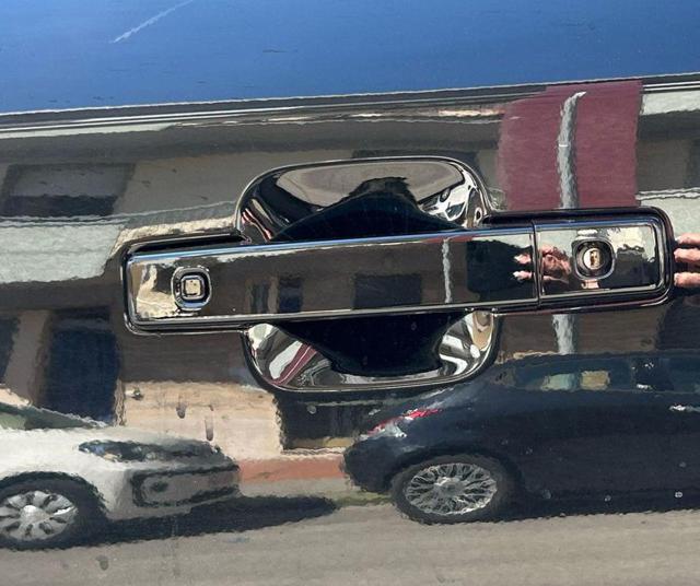 LAND ROVER Defender usata, con Fari direzionali