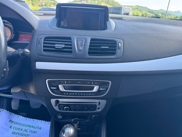 RENAULT Megane usata, con Controllo automatico clima