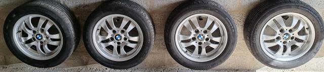 BMW 320 usata, con Sensori di parcheggio anteriori