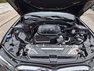 BMW 318 usata, con Fari LED