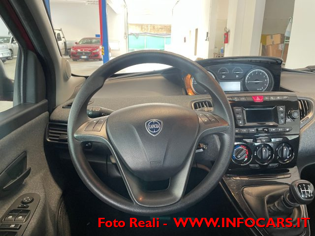 LANCIA Ypsilon usata, con Luci diurne LED
