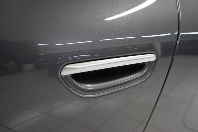 MASERATI Grecale usata, con Telecamera per parcheggio assistito