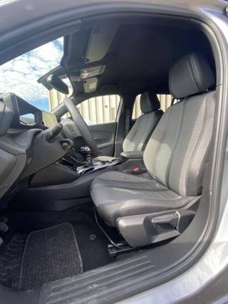 PEUGEOT 2008 usata, con Cruise Control