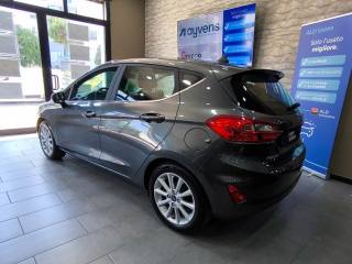 FORD Fiesta usata, con Autoradio