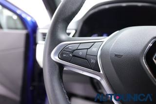 RENAULT Clio usata, con Touch screen