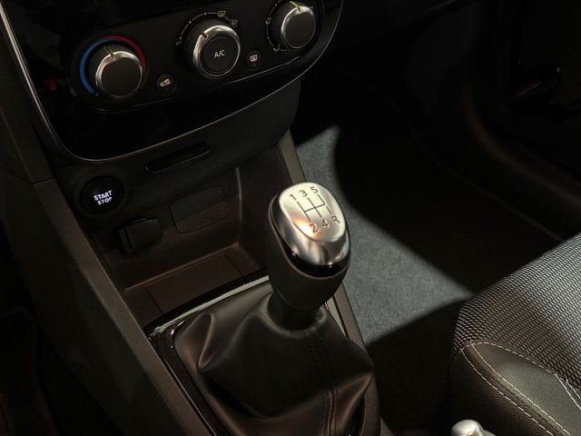 RENAULT Clio usata, con Controllo trazione