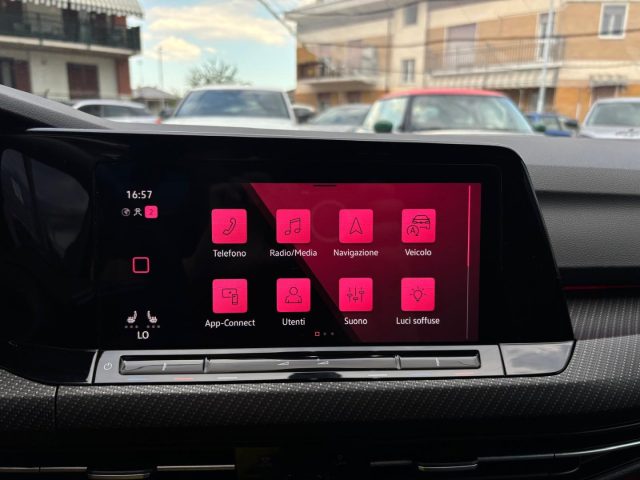 VOLKSWAGEN Golf usata, con Sistema di navigazione