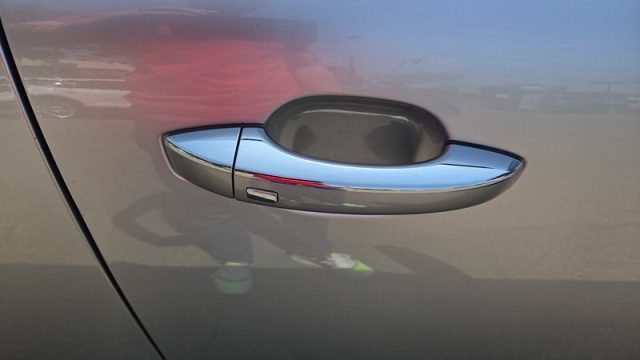 MG HS usata, con Controllo automatico clima