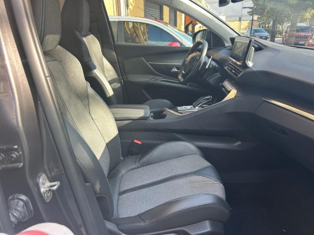 PEUGEOT 3008 usata, con Climatizzatore