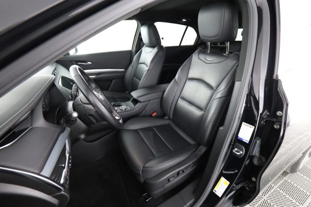 CADILLAC XT4 usata 8