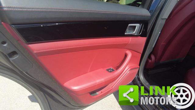 PORSCHE Panamera usata, con Servosterzo