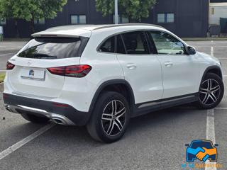 MERCEDES-BENZ GLA 200 usata, con Autoradio