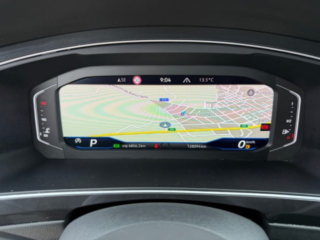 VOLKSWAGEN Tiguan usata, con Adaptive Cruise Control