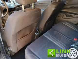 FORD Fiesta usata, con Specchietti laterali elettrici