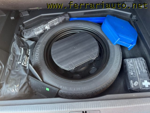 PEUGEOT 3008 usata, con Sistema di navigazione